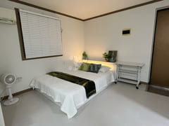 Spacious studio apartment with excellent amen 0th image