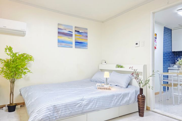 Eonju Station, 1-minute walk, fully furnished 1th image