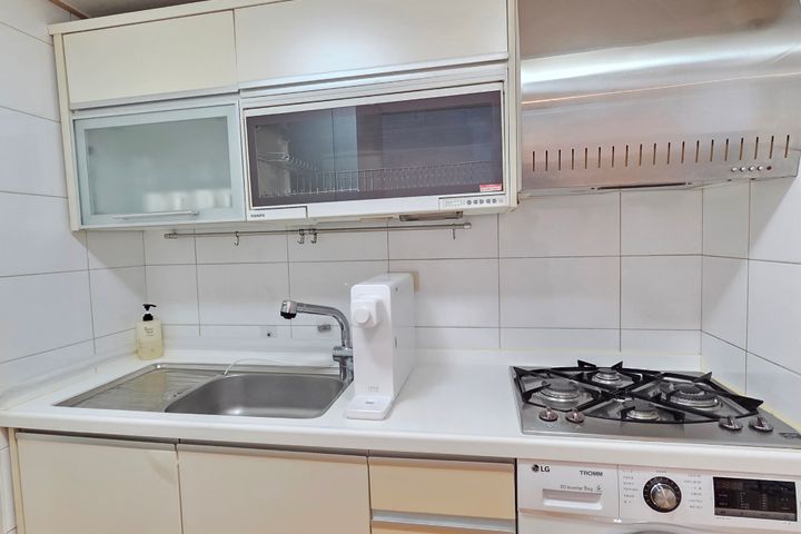 #Fully Furnished #2-minute walk from Seohyeon 6th image
