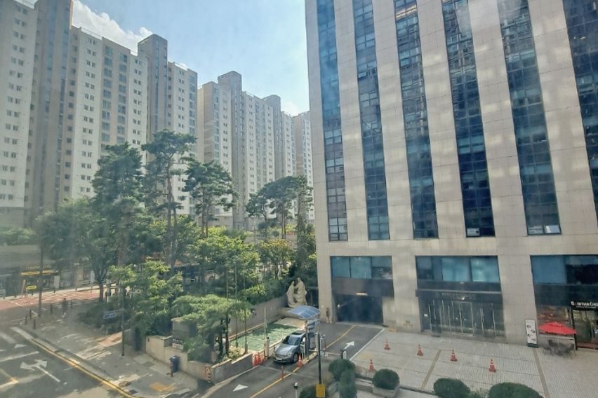 전망좋고 넓은 복층집