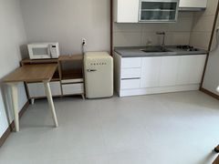Comfortable 2-room unit that feels just like 18th image