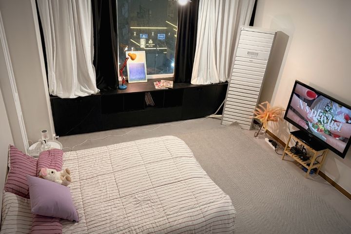 New, spacious, two-story apartment at Yuseong 0th image