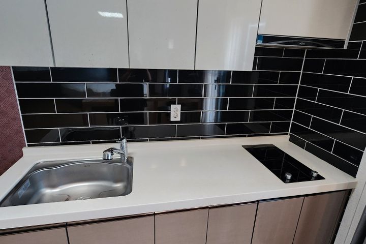 21-pyeong room, 1-minute walk to the beach, p 5th image