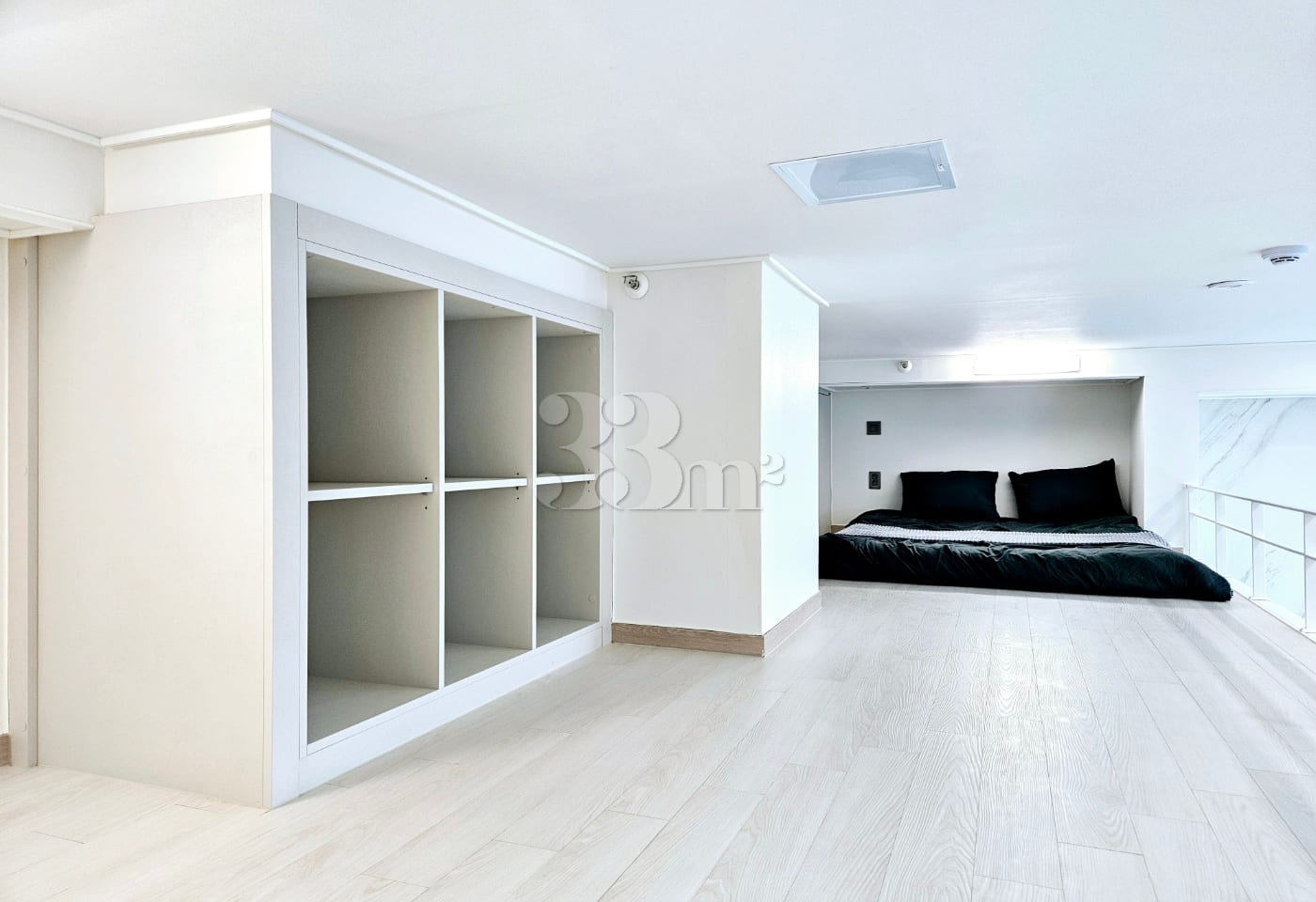 Spacious, fully furnished duplex in Euljiro 10th image