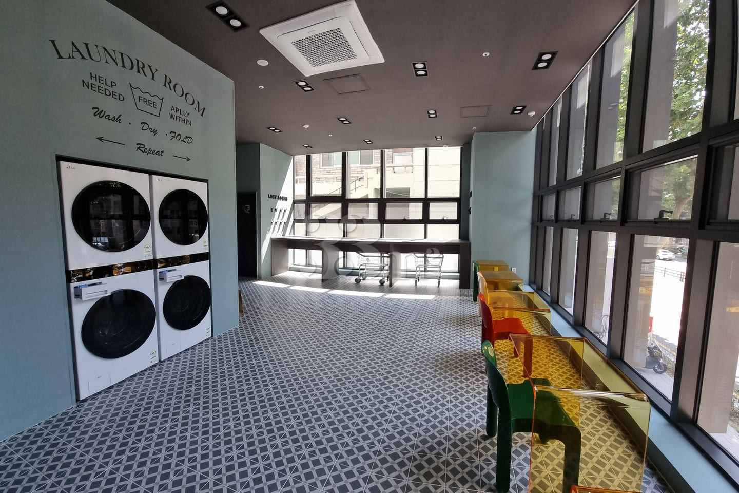 New Duplex Officetel near City Hall Station 8th image