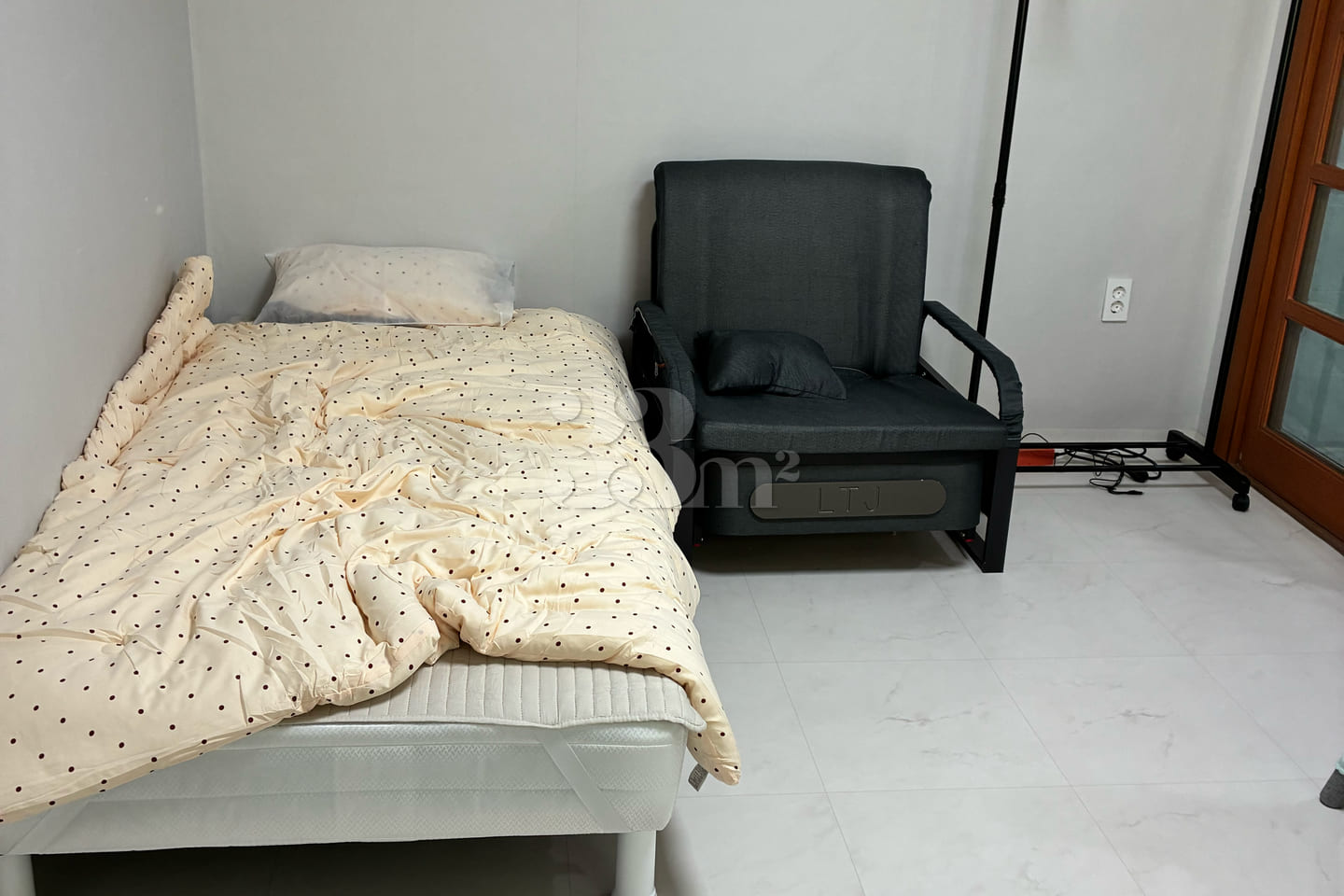 Studio apartment 0th image