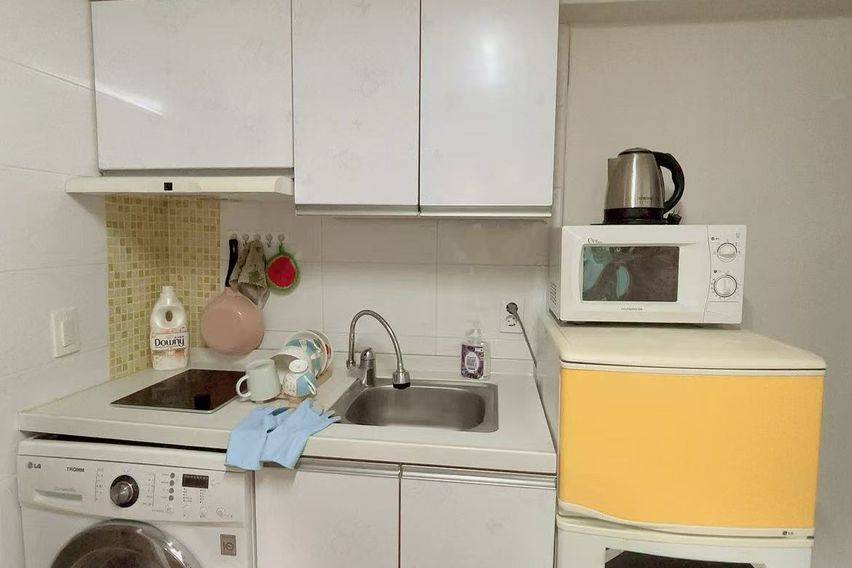 HEDY C 7번째 이미지