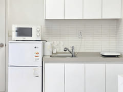 25-pyeong, 2-bedroom apartment with 3 beds 3th image