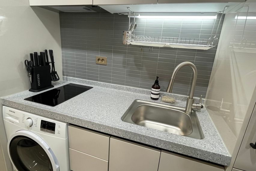 명일역 신축 오피스텔e