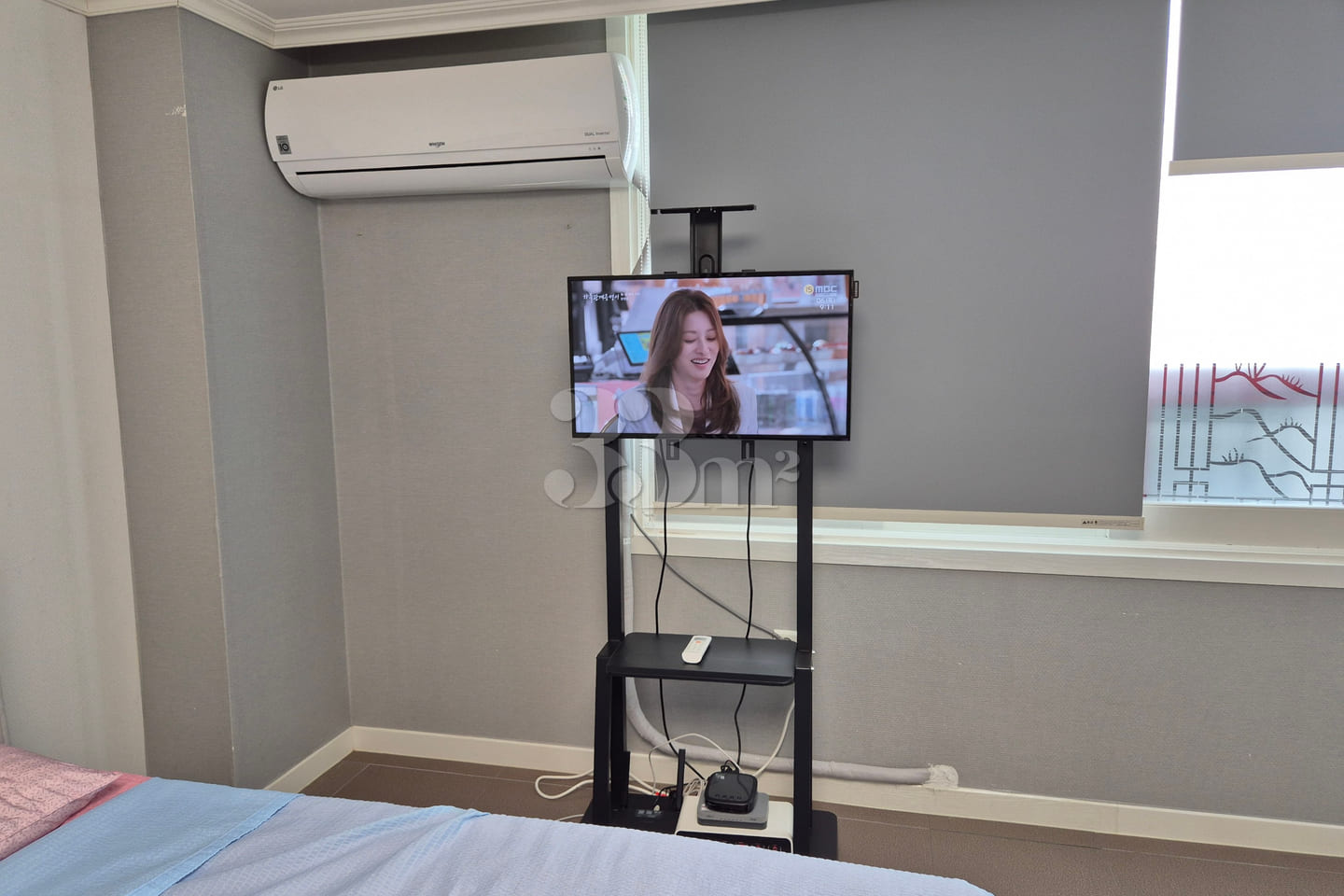 Fully Furnished Studio 🥇 Budget-Friendly Tri 3th image