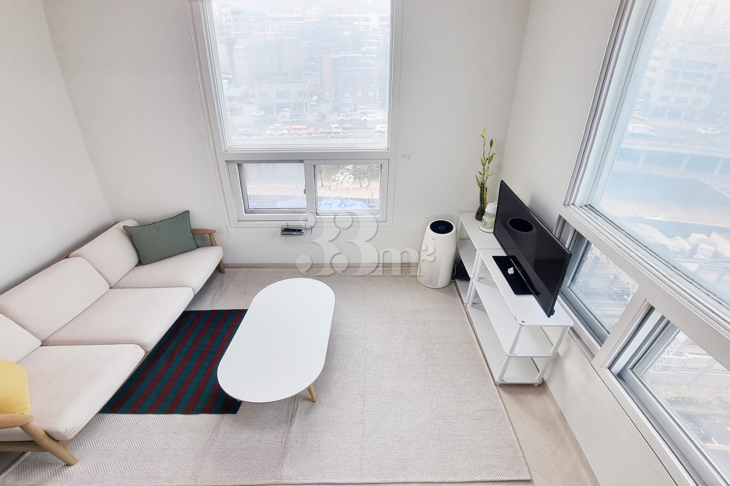 White & pleasant space! 3th image