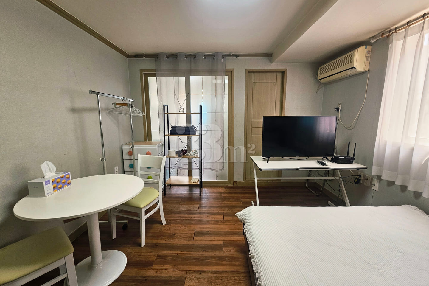Studio apartment, 15 minutes from Yeungnam Un 2th image