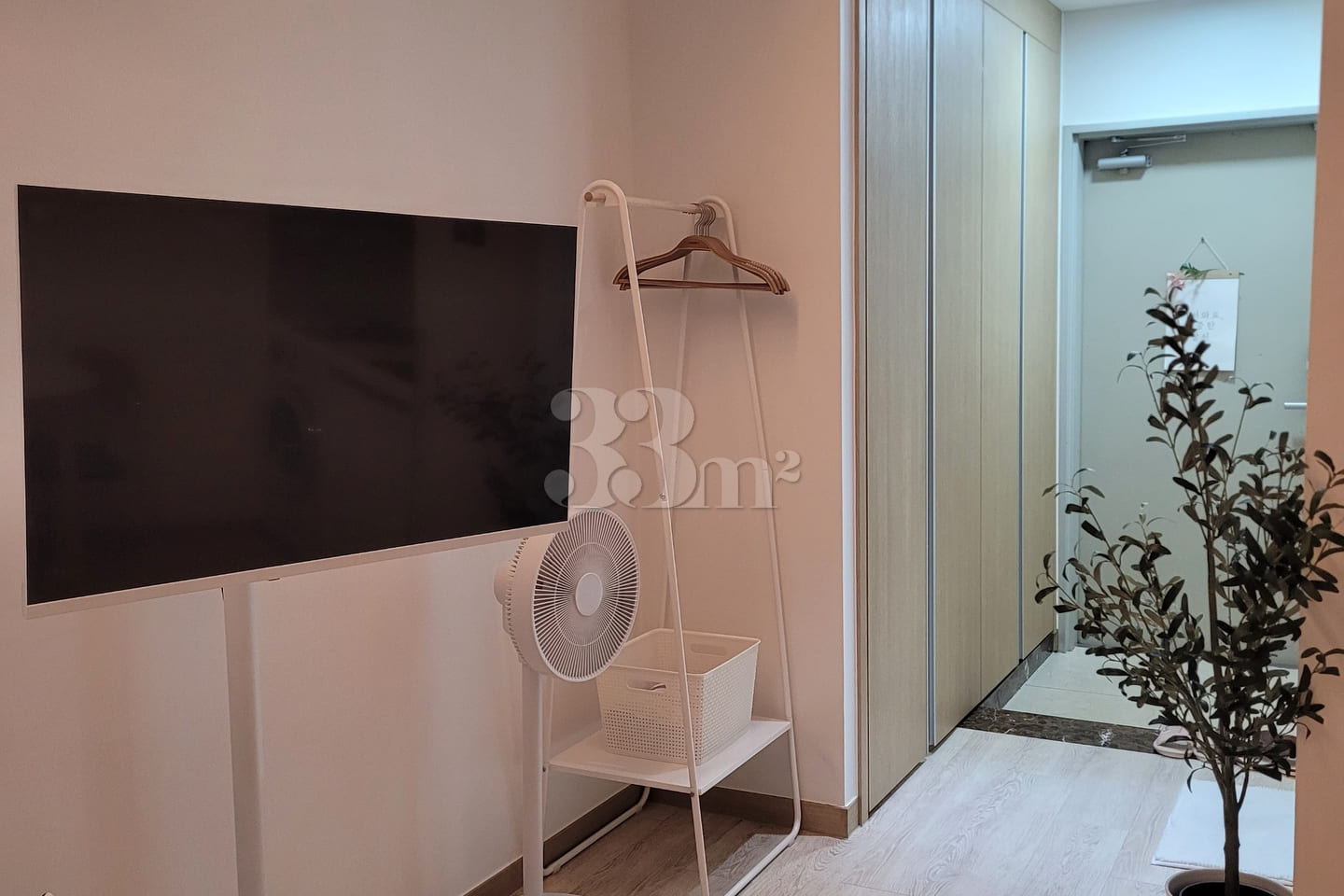 Gongdeok Station 🌿 Clean & Fully Furnished 11th image