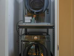 3-person room near Myeongdong Station, Seoul 17th image