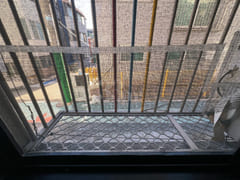 Sunny two-bedroom apartment near the subway s 13th image