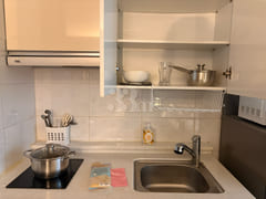 A pleasant room right next to the subway stat 10th image