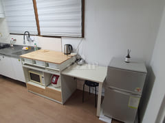 Two-room apartment in a semi-basement in Mia- 4th image