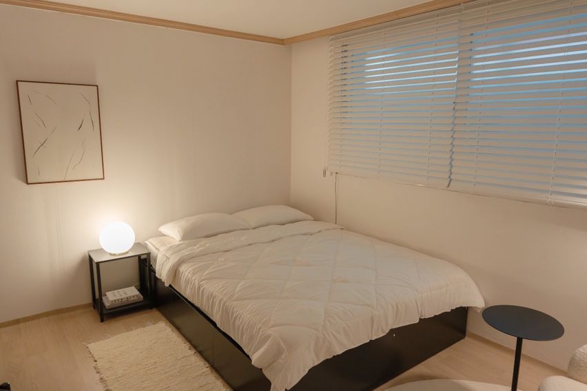 홍대1분 프라이빗3룸