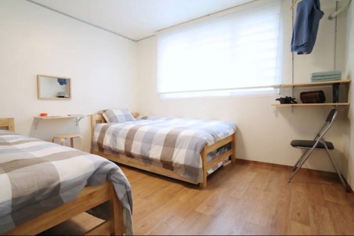 Two-room apartment, 5-minute walk from Seoul  1th image