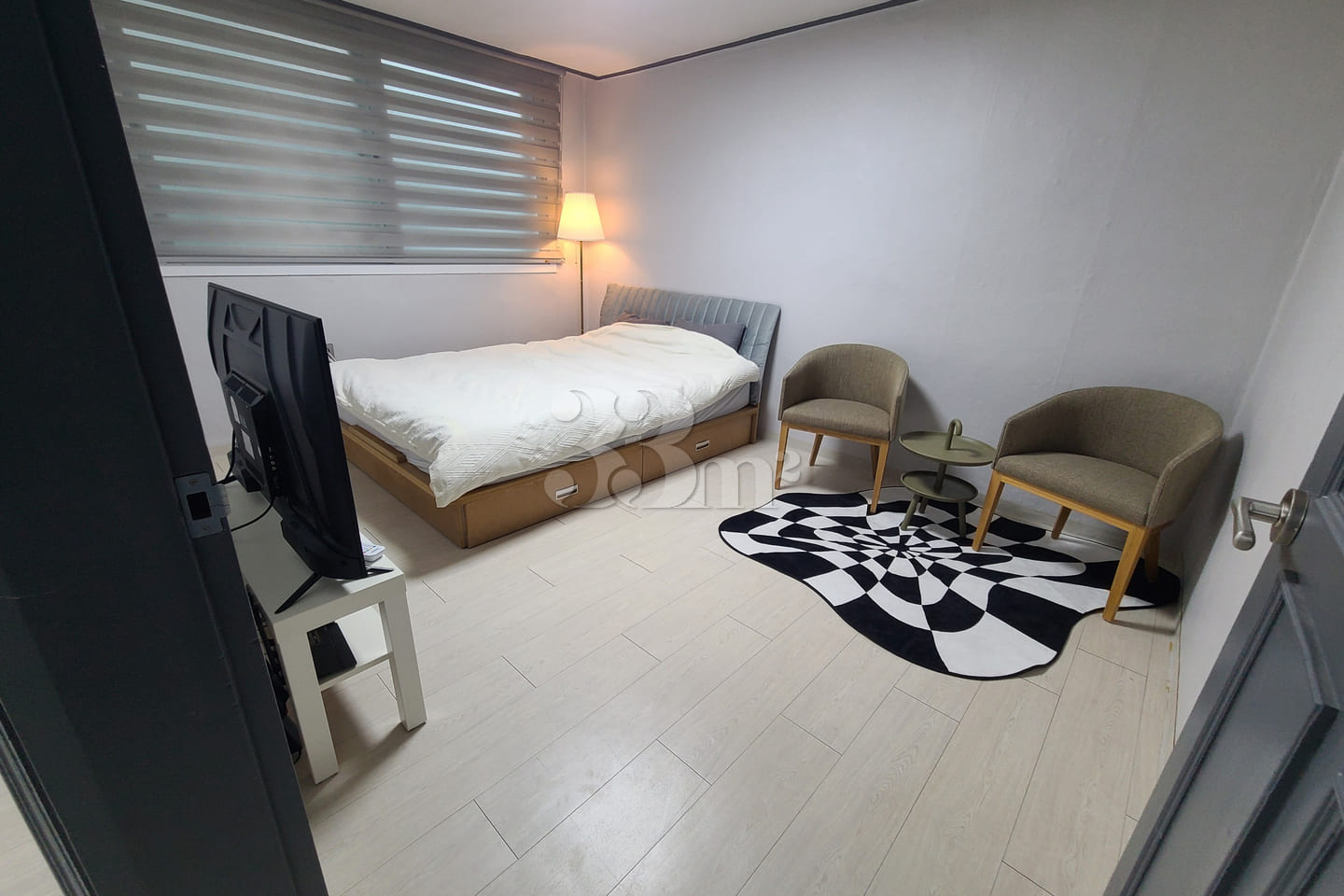 Two-room 302 5th image