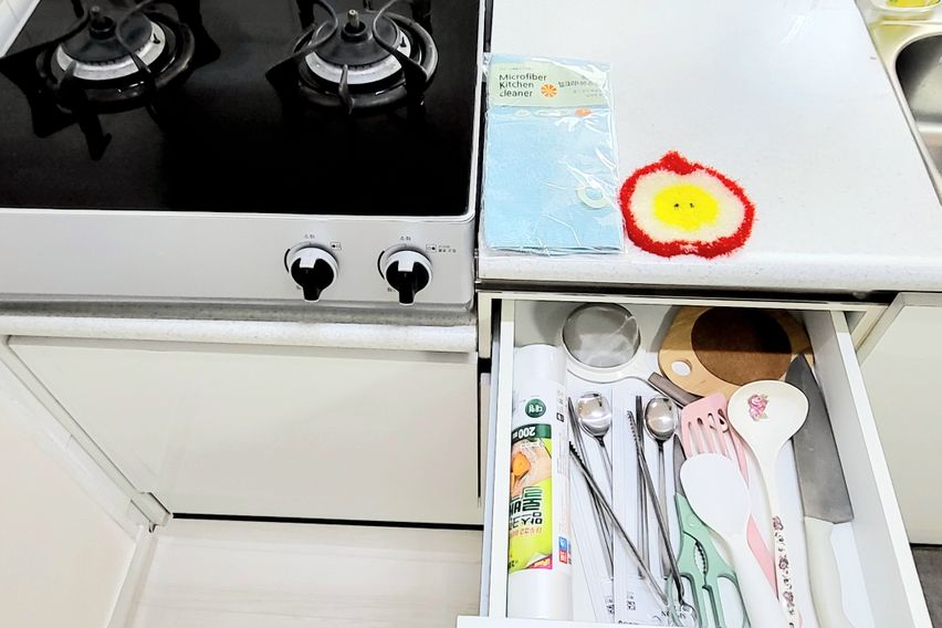 광안역1분퀸침대대형TV