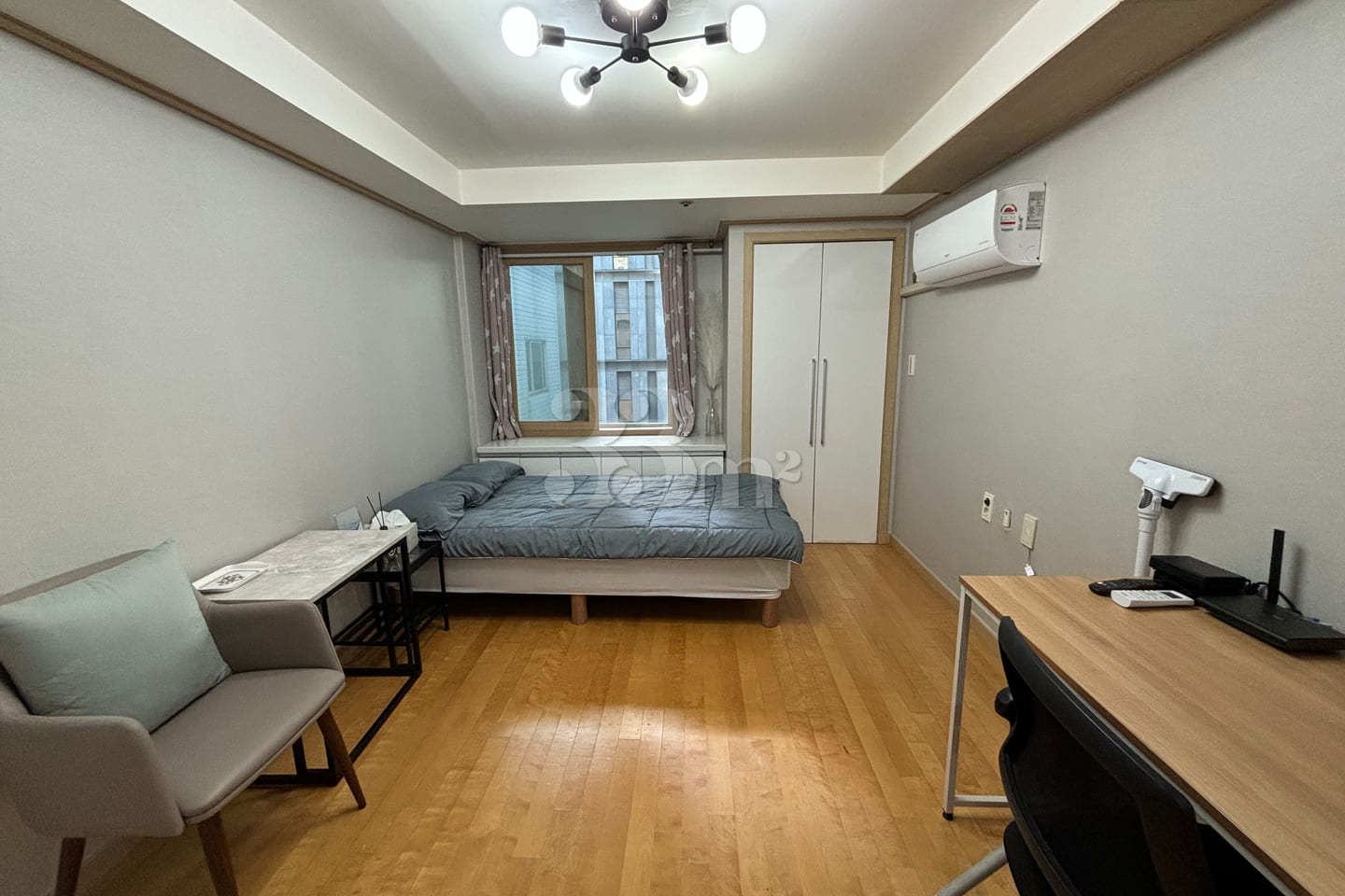 Gangnam Station, 1-minute walk, fully furnish 0th image