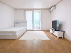 Studio apartment in central Seosan 0th image
