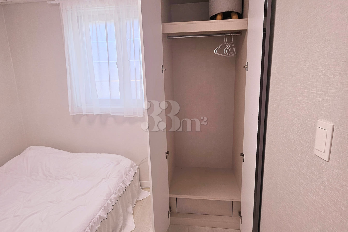 Free parking, 2 rooms, terrace 💕 10th image