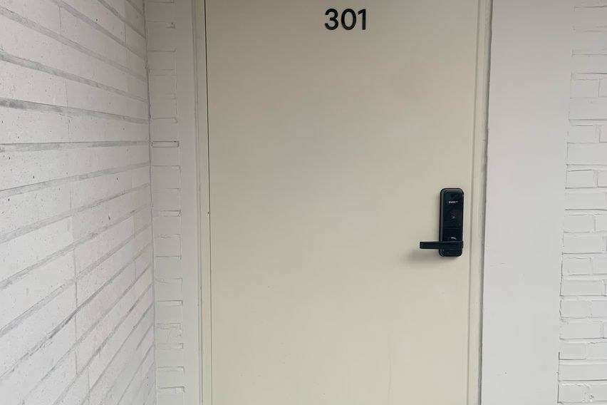 다가구주택 301호