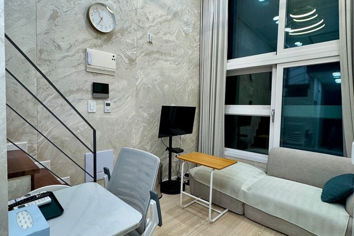 🛑 Seongsu Station Duplex, Fully Furnished 1th image