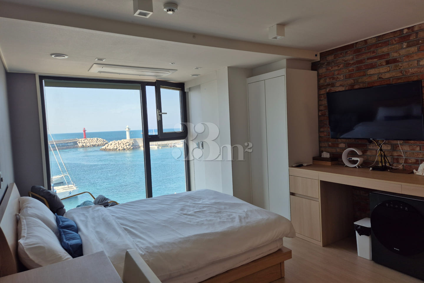 Ocean view of Dodu Port 2th image