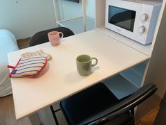 Fully furnished studio near the subway statio 6th image