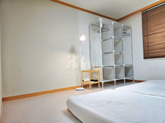 Spacious 2-room unit – thoroughly cleaned / 4 9th image