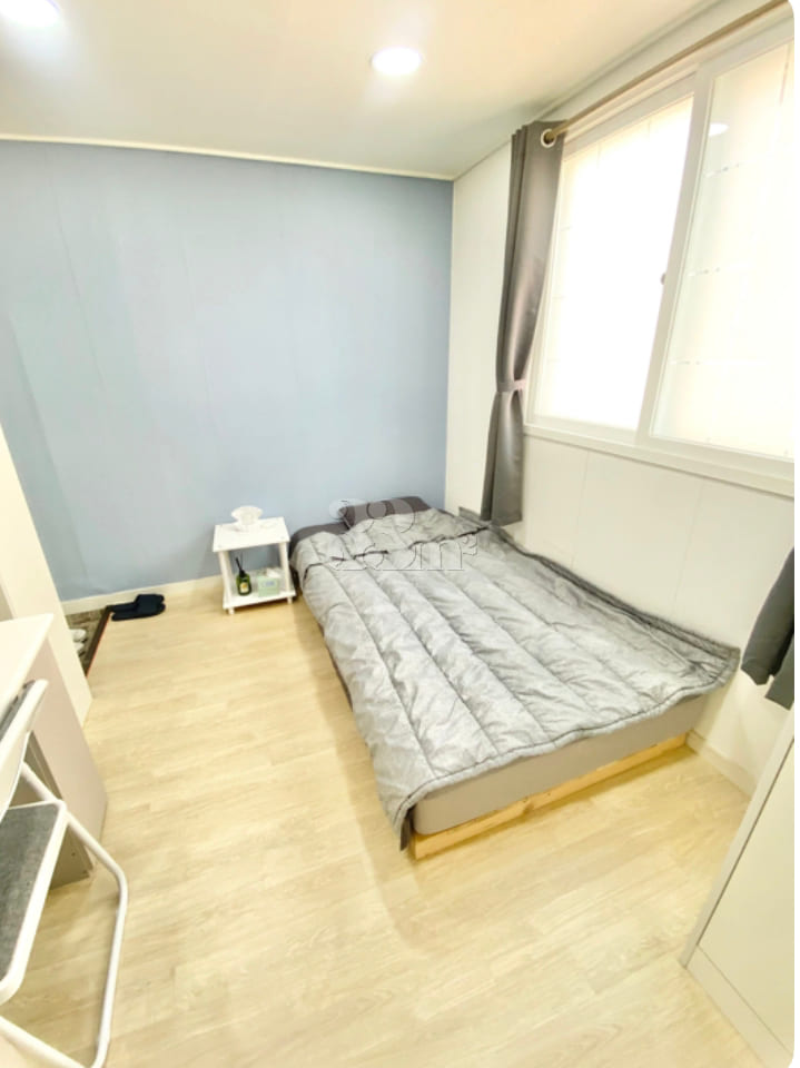 Pretty room near Daegu Health College 1th image