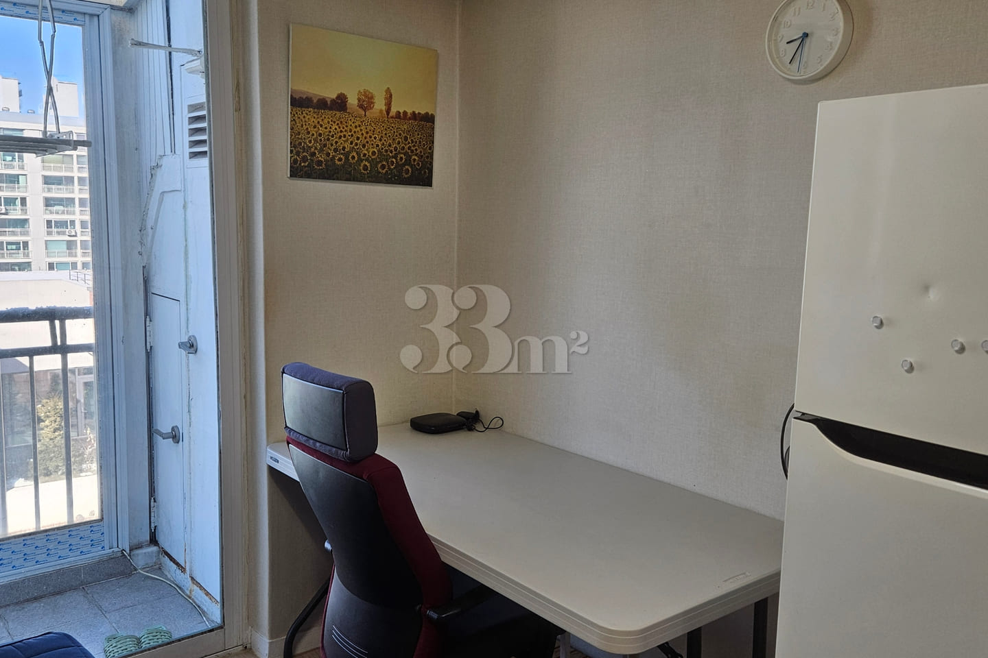 Studio apartment near the terminal 3th image