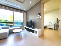 Two-bedroom apartment with full options, 5-mi 0th image