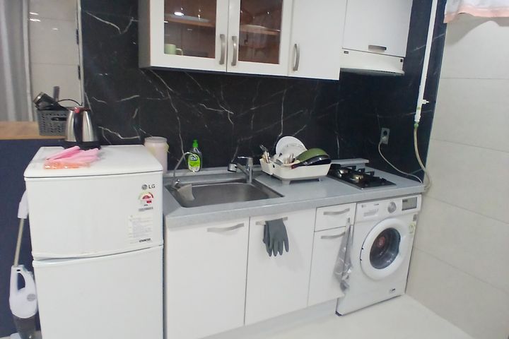 7 minutes from Bongcheon Station, fully furni 3th image