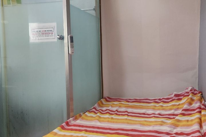 Women-only, fully furnished unit near Sinnonh 7th image