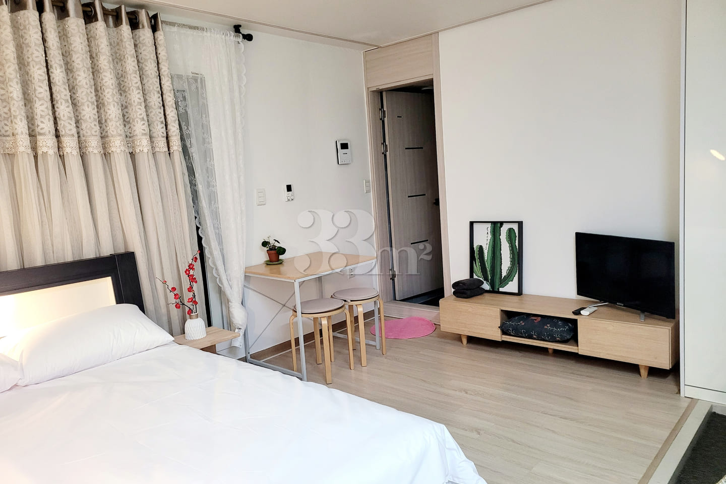 Seo Woo-yeon, Double Room 103 3th image