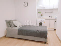 Room 103 0th image