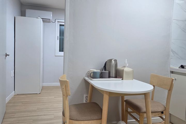 Remodeled two-room apartment, 7-minute walk t 5th image