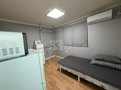 Studio with separate room, bathroom type 1th image
