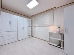 Hive House 9th image