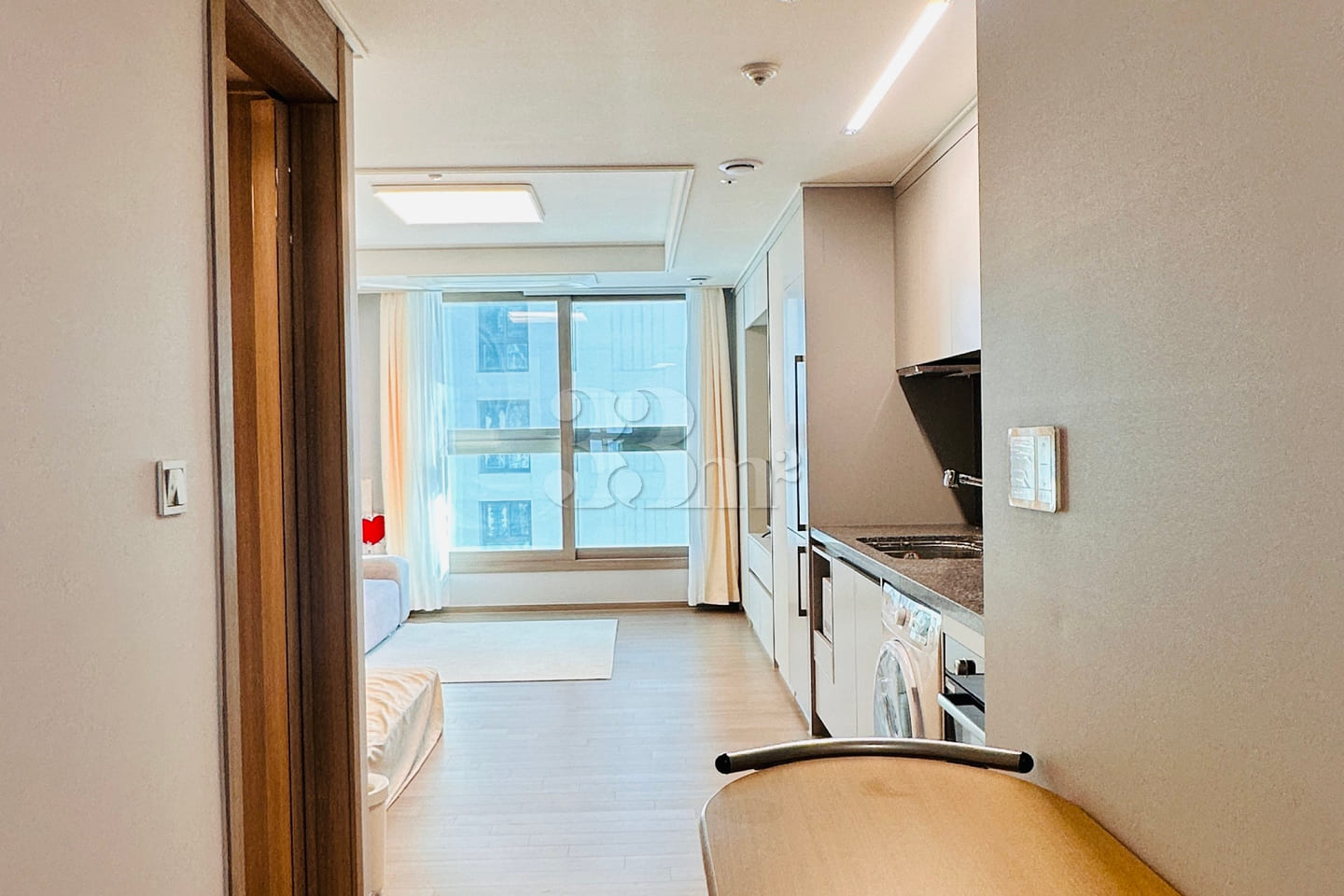 Officetel in Seongnam-dong, Jung-gu 4th image