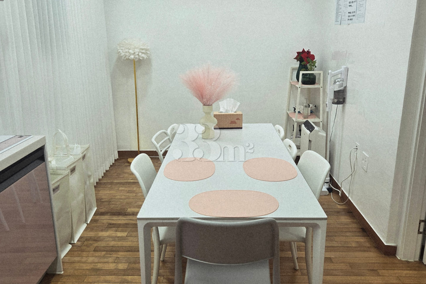 Spacious, pristine room (no noise from floors 11th image