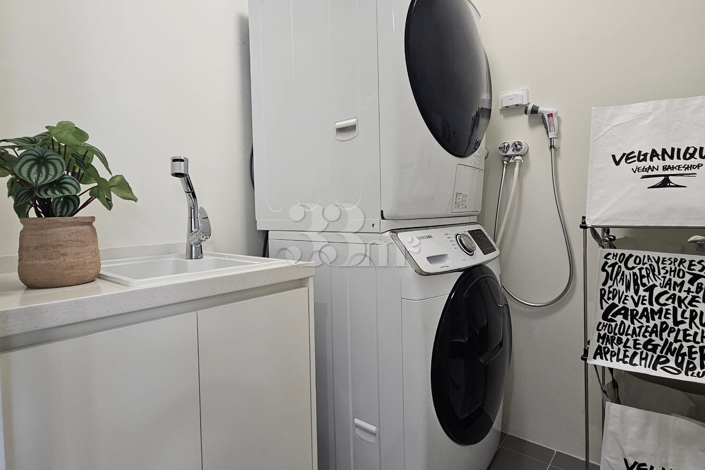 Discount on fully-equipped high-end units in  15th image