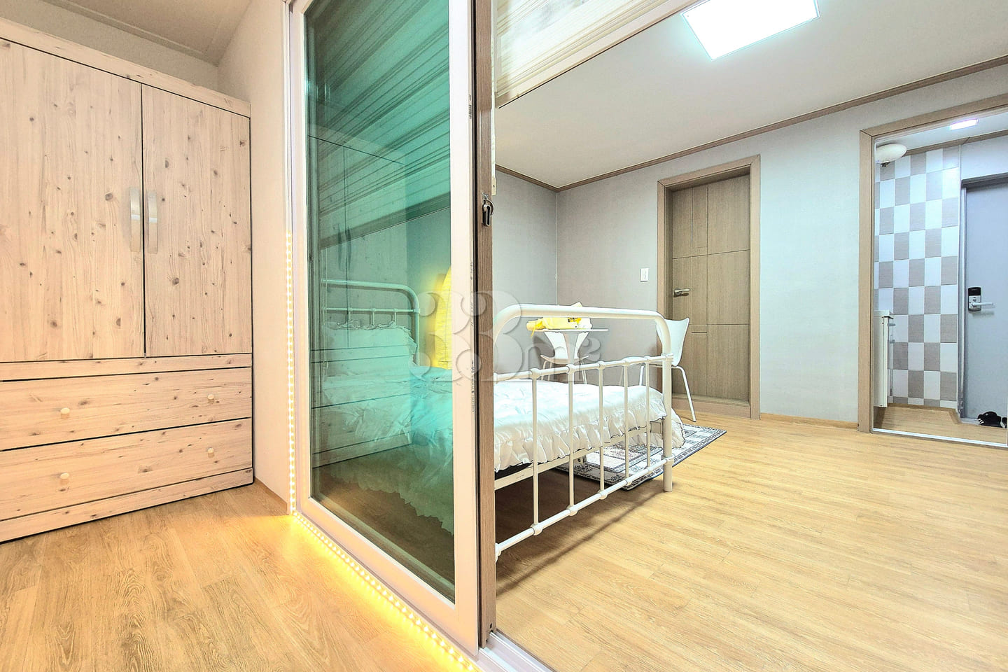 Standard Room 2 7th image