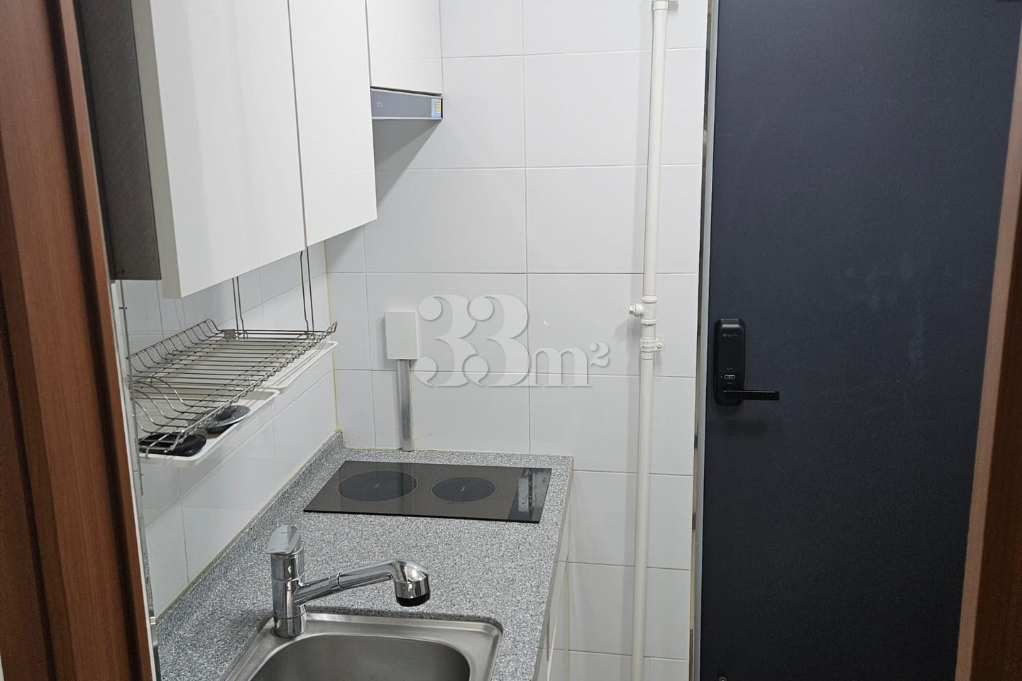 Room 204 4th image