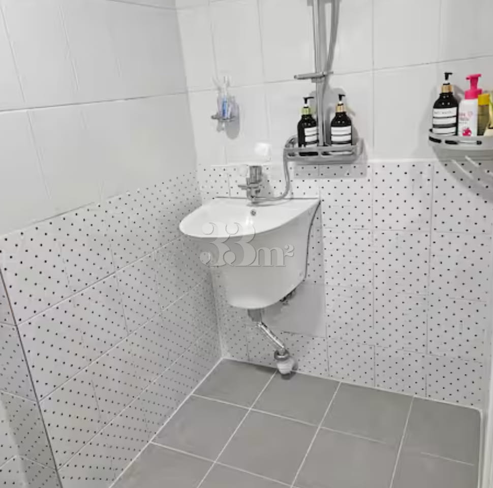 Top-notch cleanliness, unique 211 vibe 15th image