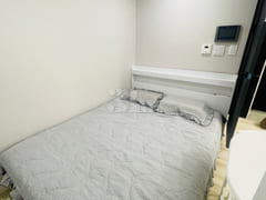 1 minute from Nonhyeon Station, fully furnish 4th image